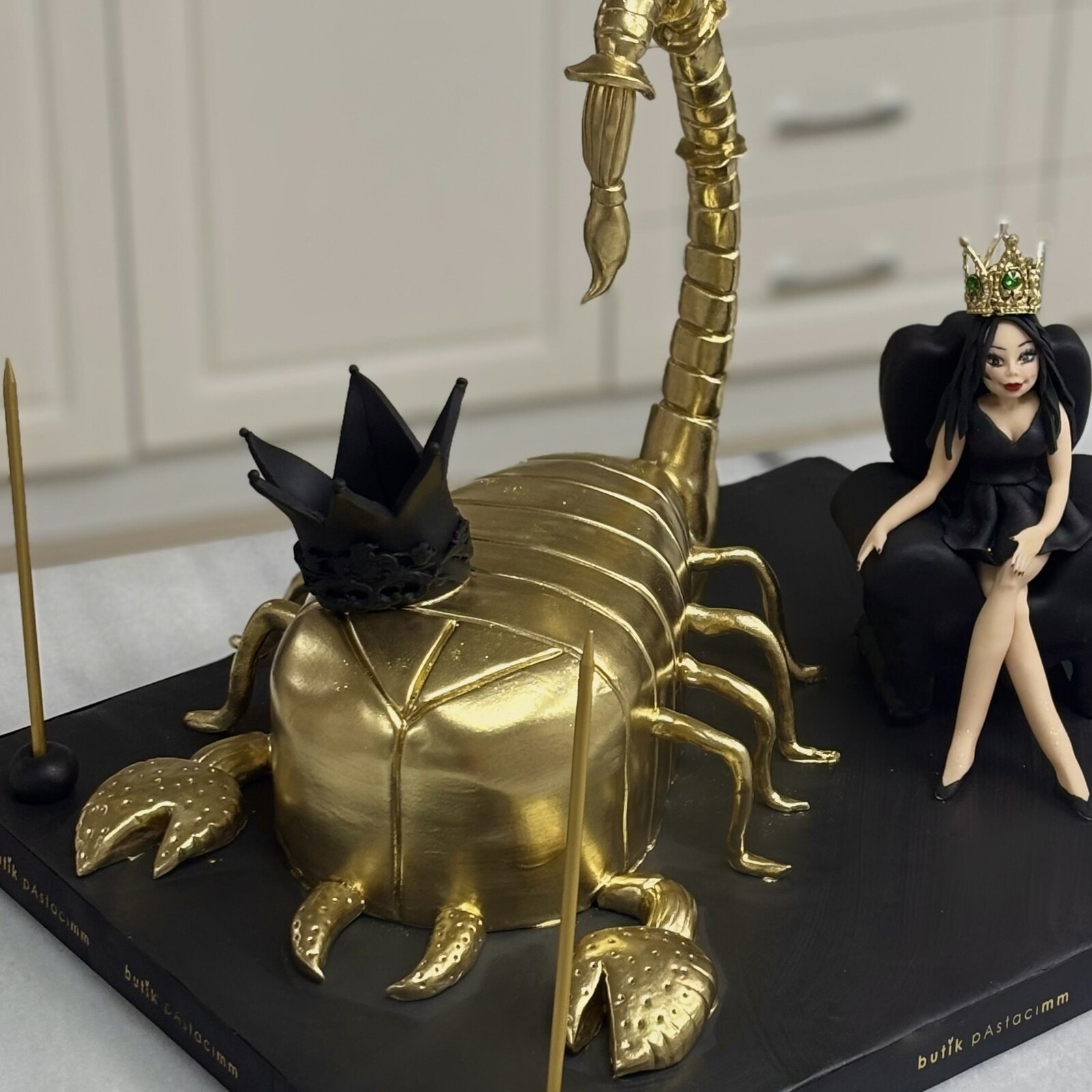 Akrep Burcu Pastası (Figürlü Pasta)