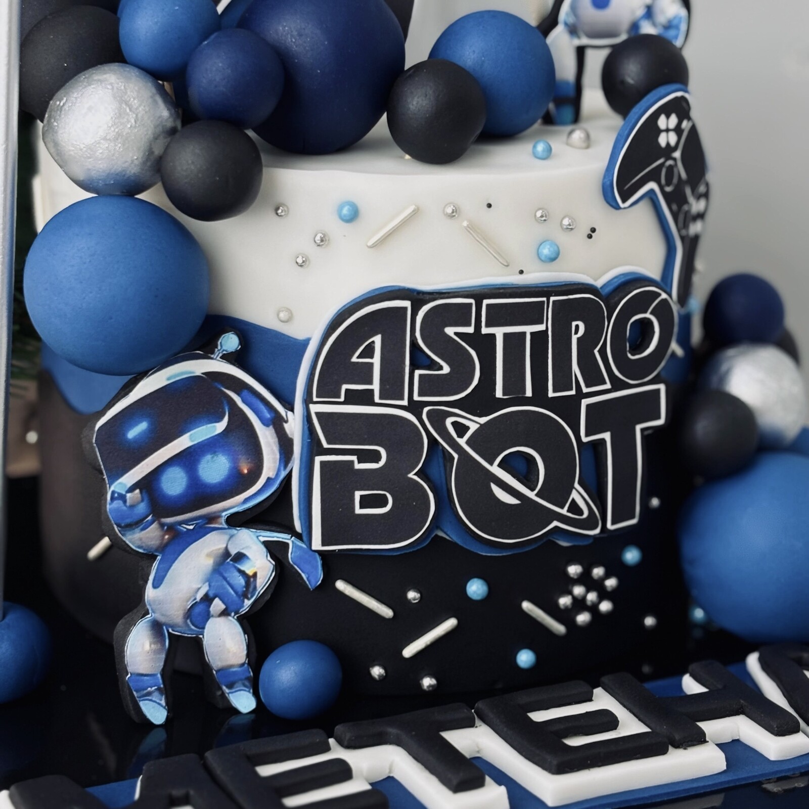 Astro Bot Çocuk Pastası