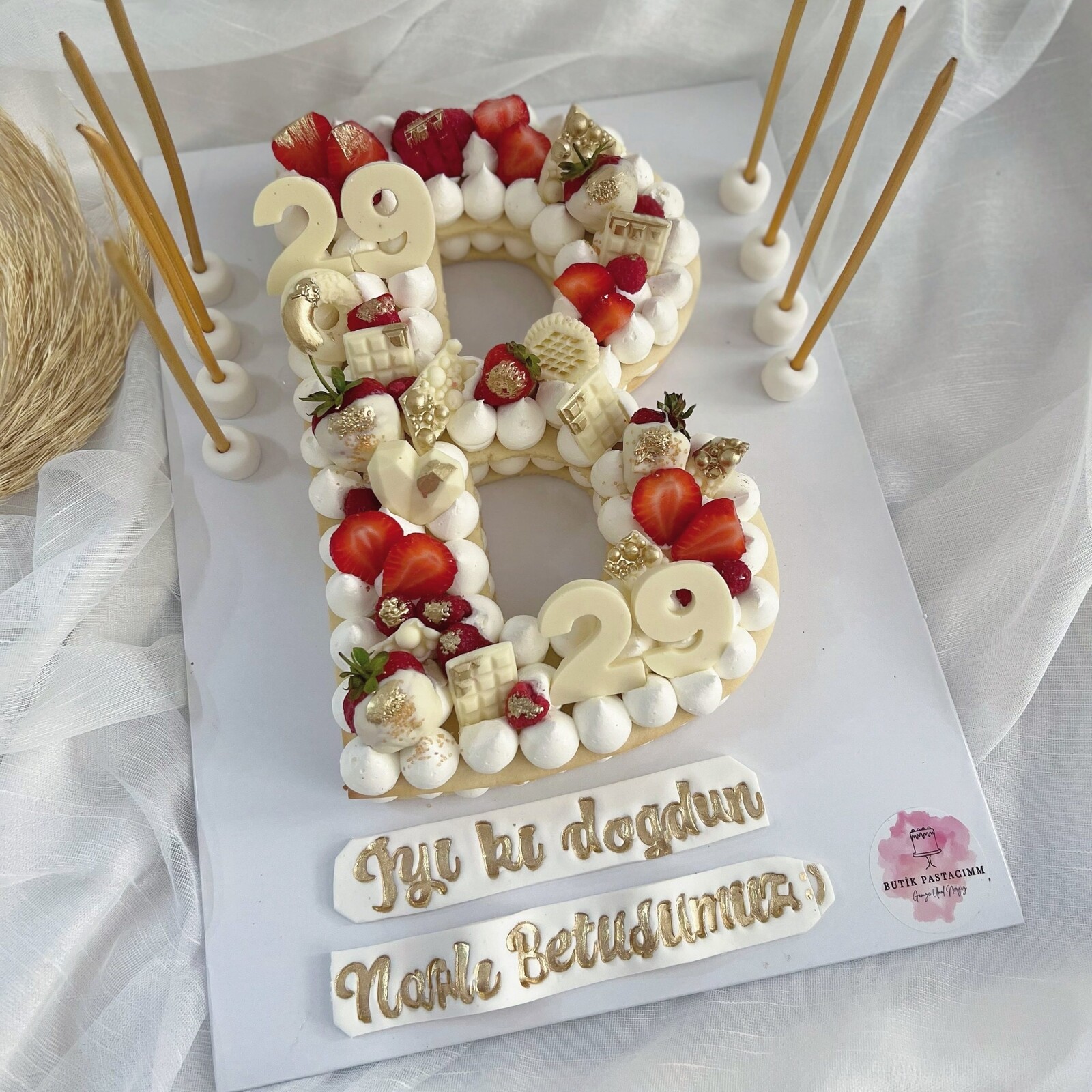 B Harf Kurabiye Pasta