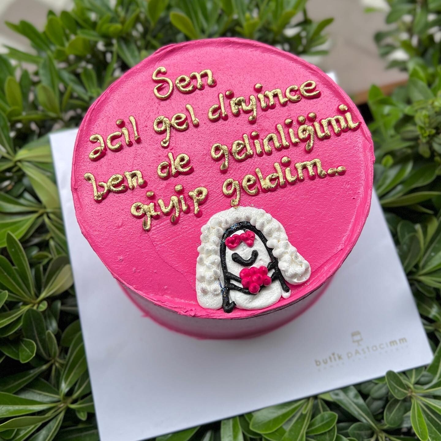 Bekarlığa Veda Konseptli Yazılı Pasta