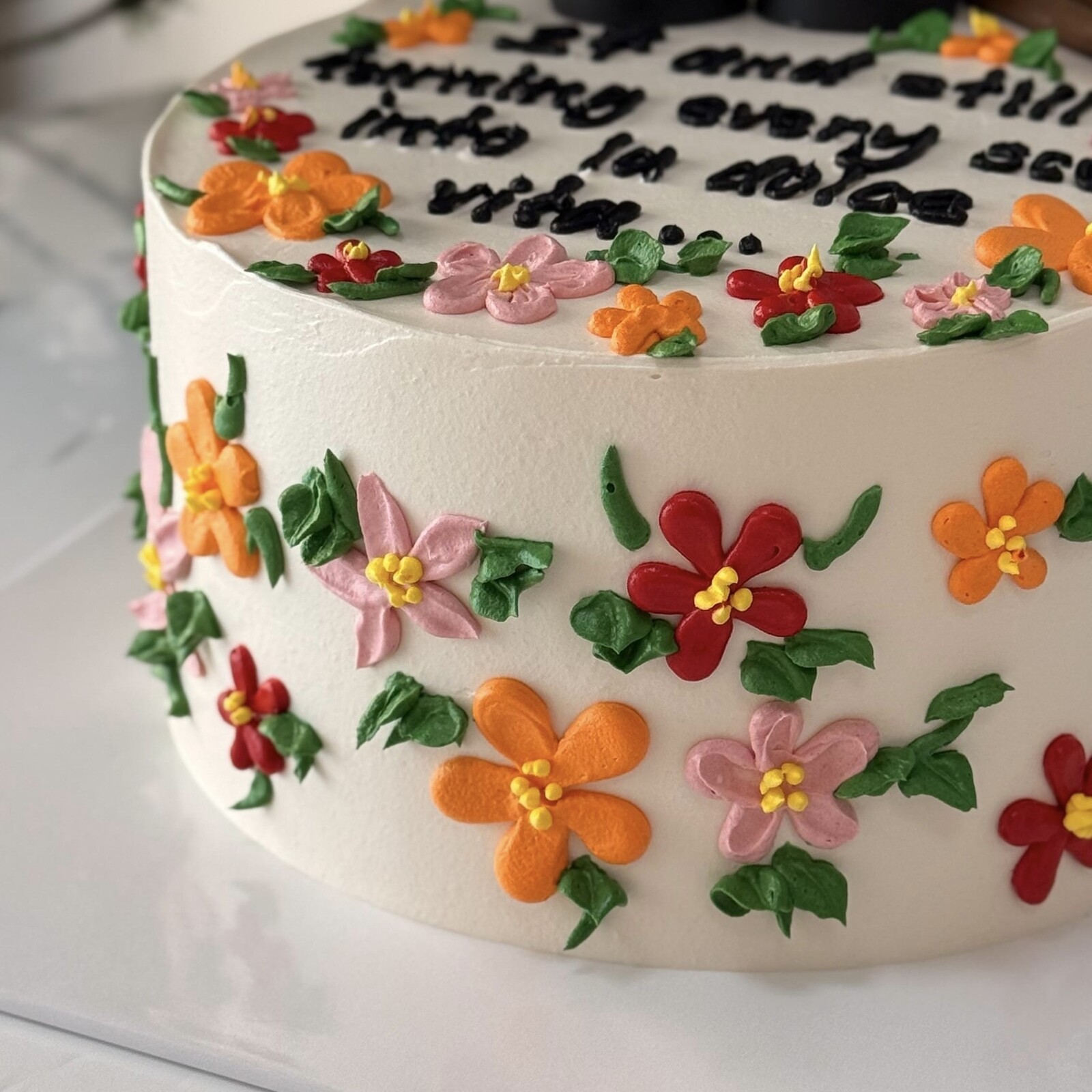 Çiçek Çizimli Suşi Pasta