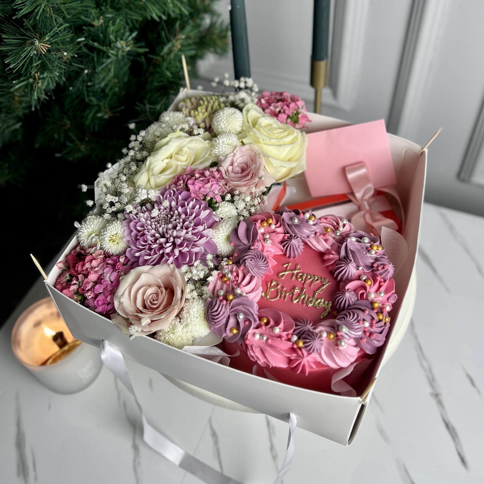 Çiçekli Pasta Kutusu