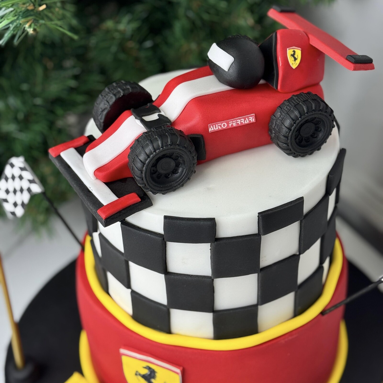 Ferrari Araba Çocuk Pastası