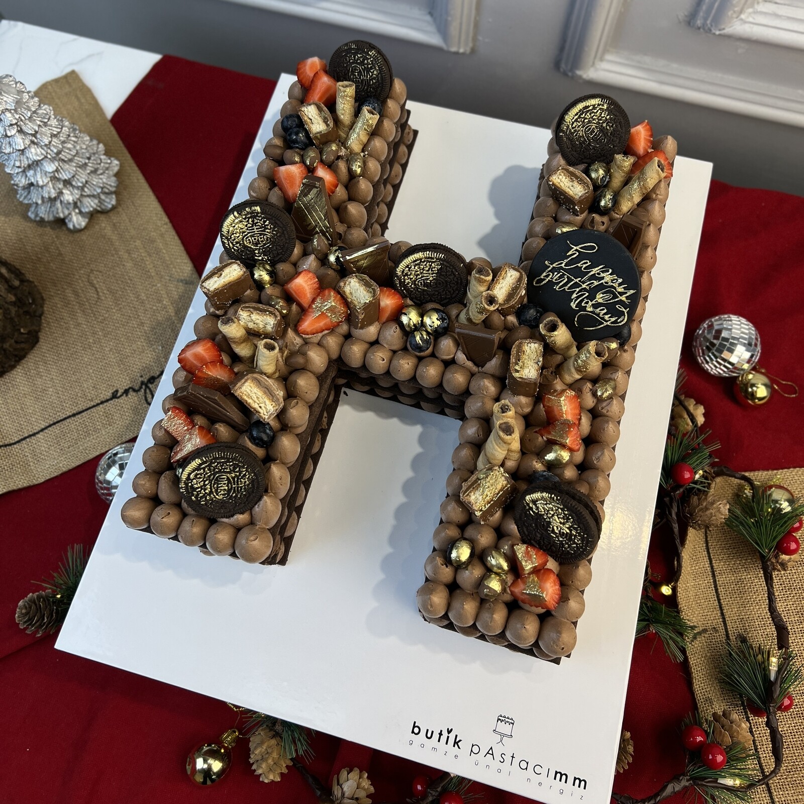 H Harfli İsimli Pasta