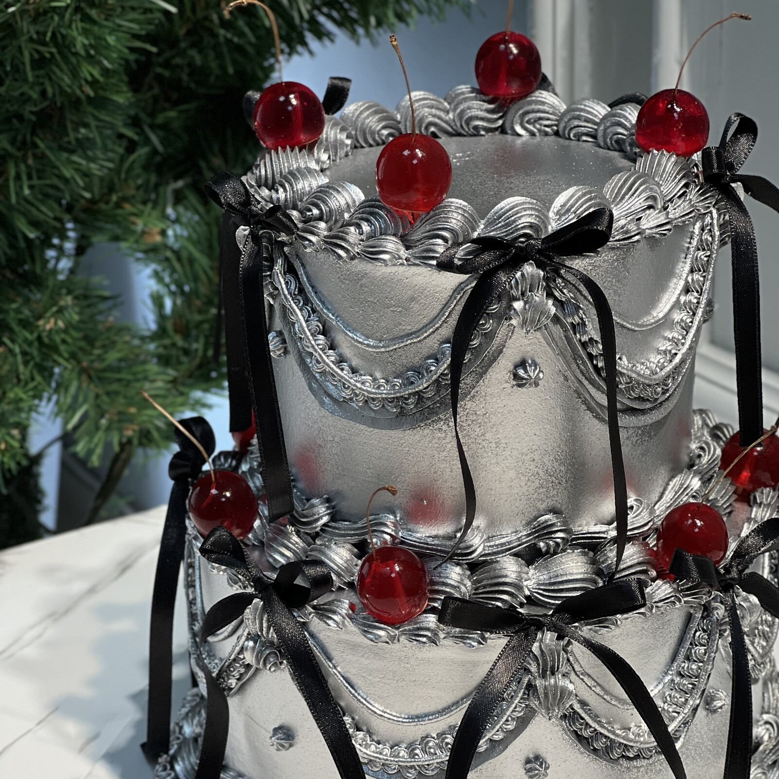 İki Katlı Silver Vintage Dizayn Kirazlı Pasta