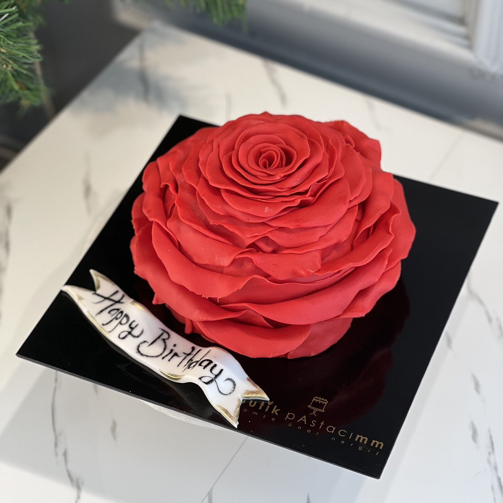 Kırmızı Gül Pasta