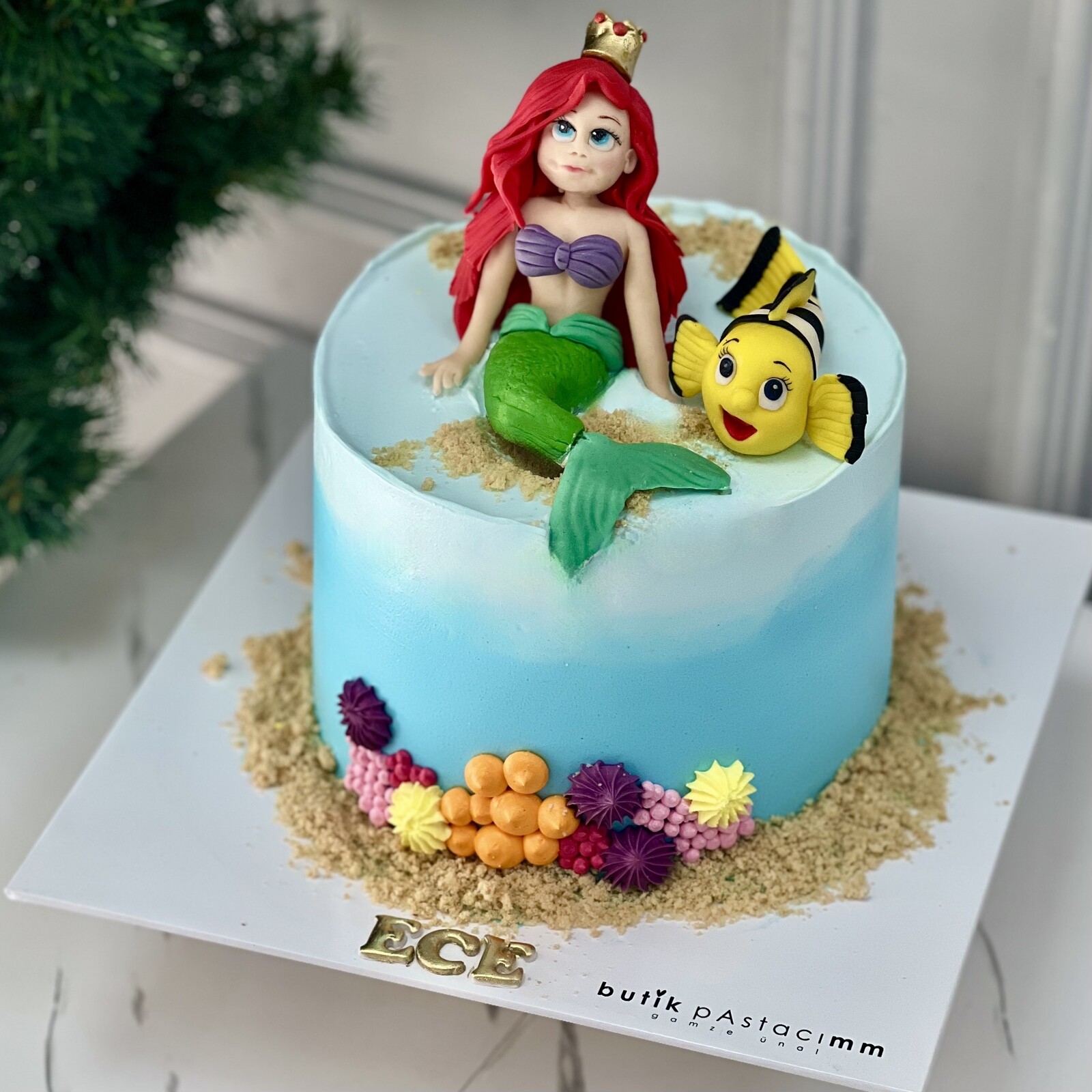 Kremalı Deniz Kızı Pasta