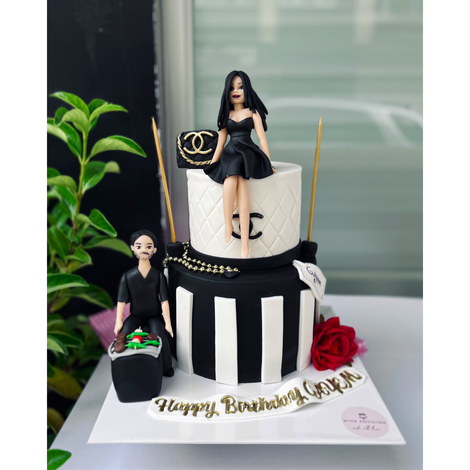 Marka Temalı Figürlü Tasarım Pasta