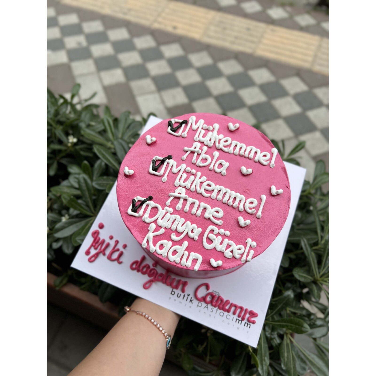 Mükemmel Anne Pastası