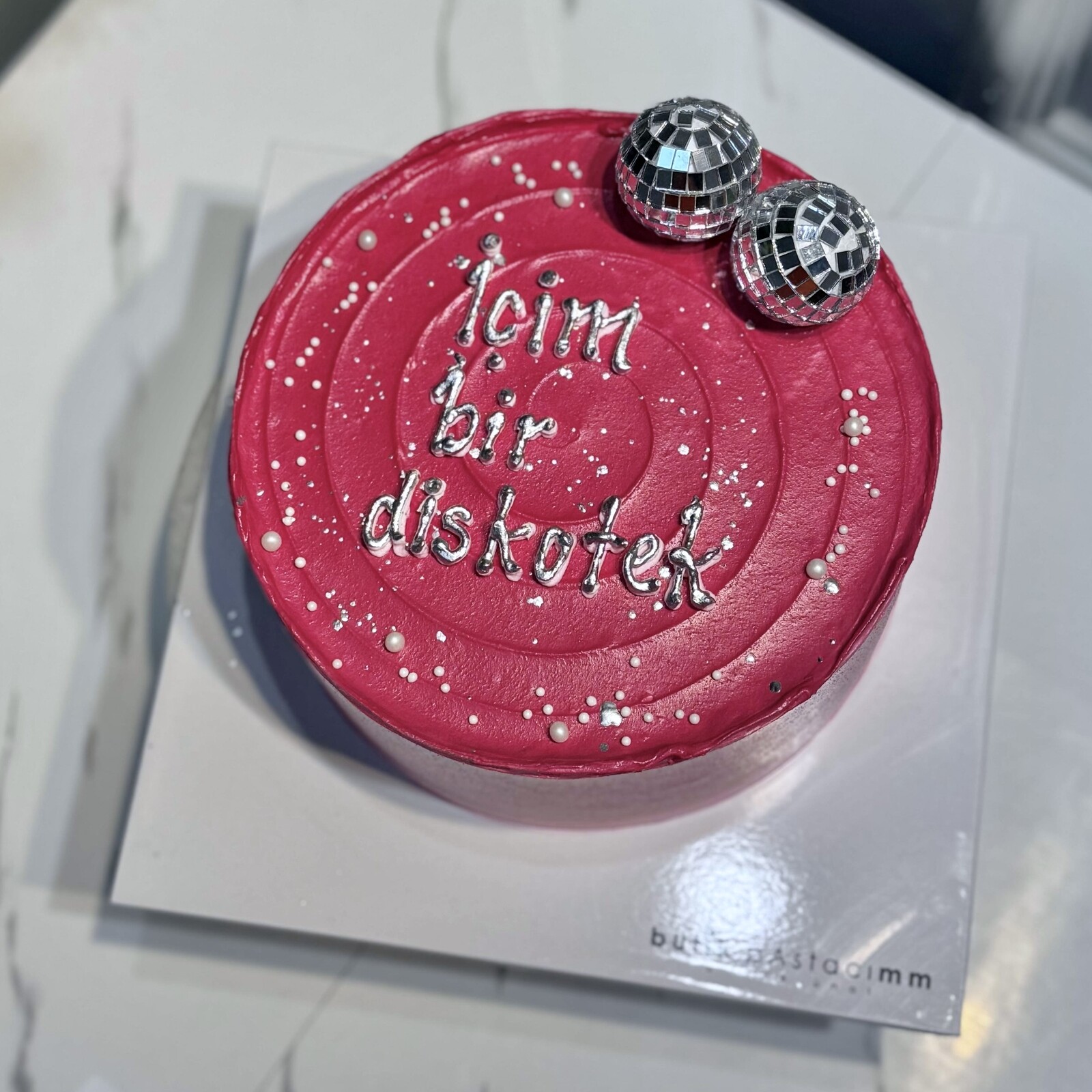 Pembe Disco Toplu Yazılı Pasta