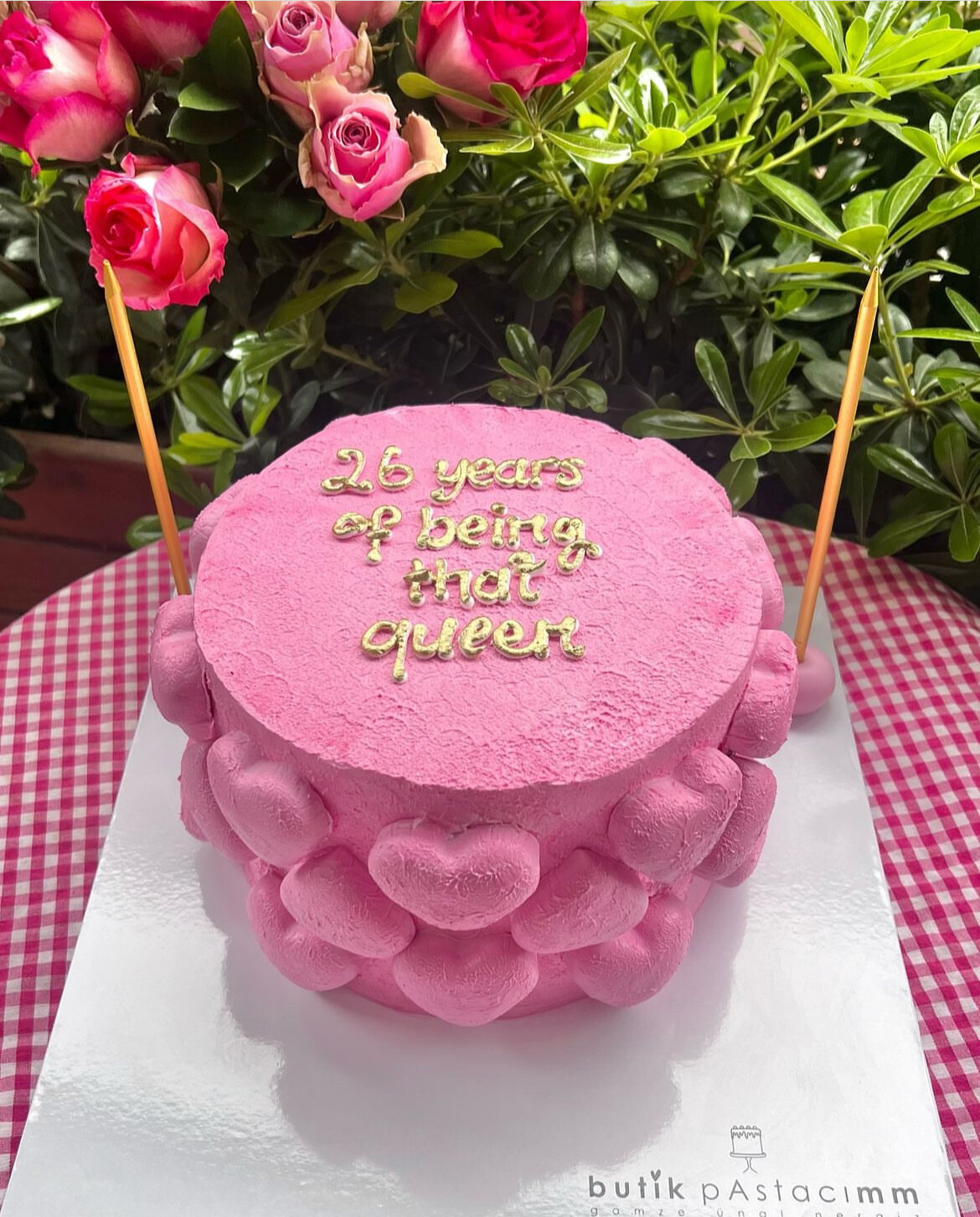 Pembe Kalp Dizaynlı Yazılı Pasta