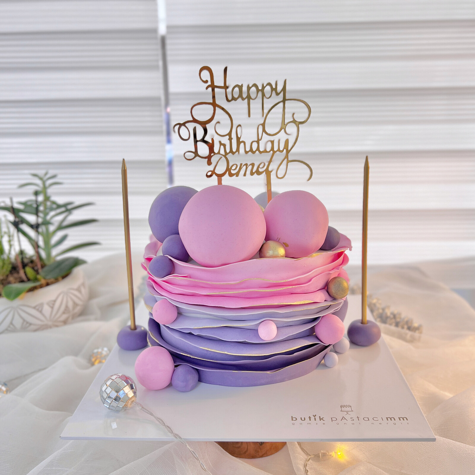 Pembe Renk Geçişli Tasarım Pasta