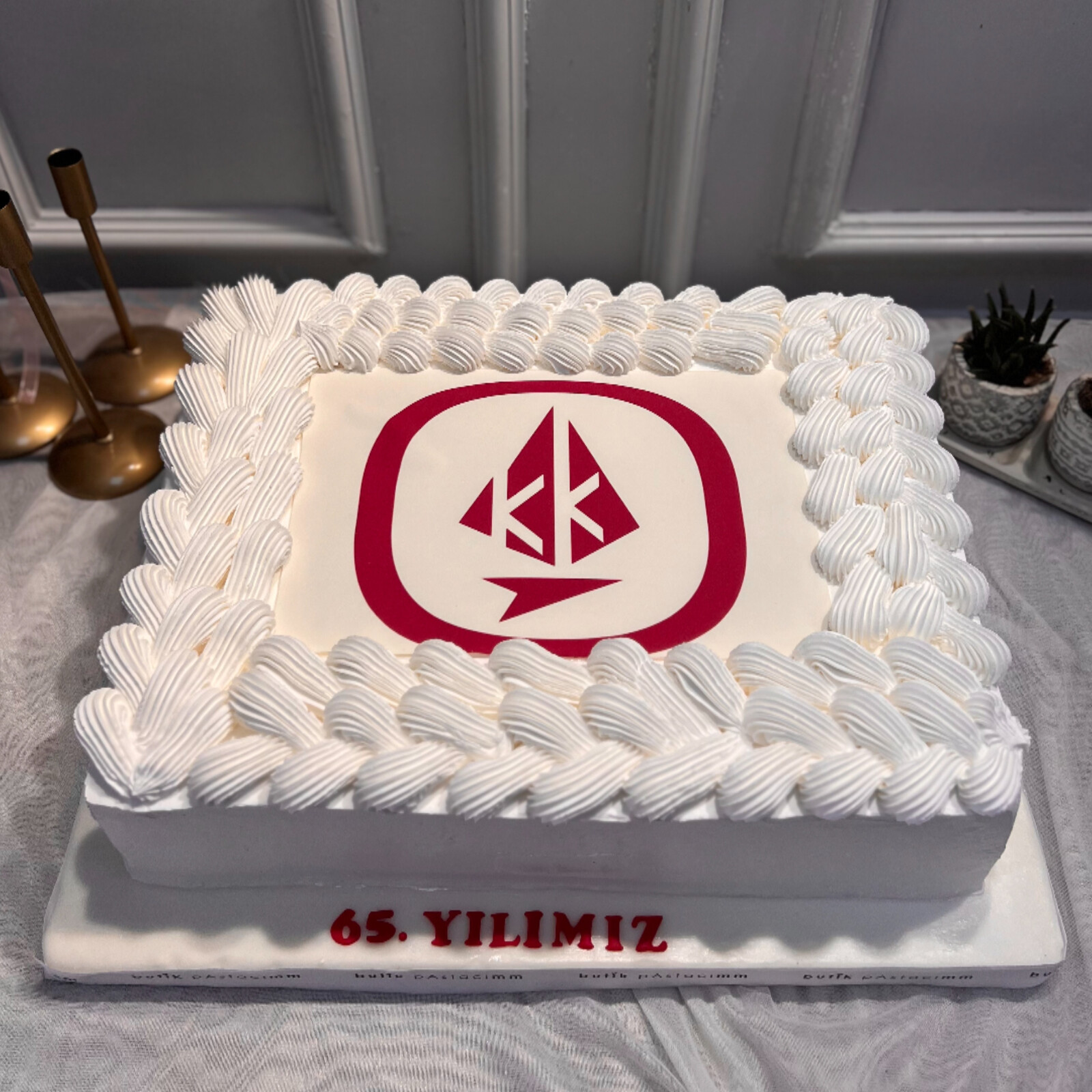 Resim Baskılı Tasarım Pasta - Kurumsal Pasta