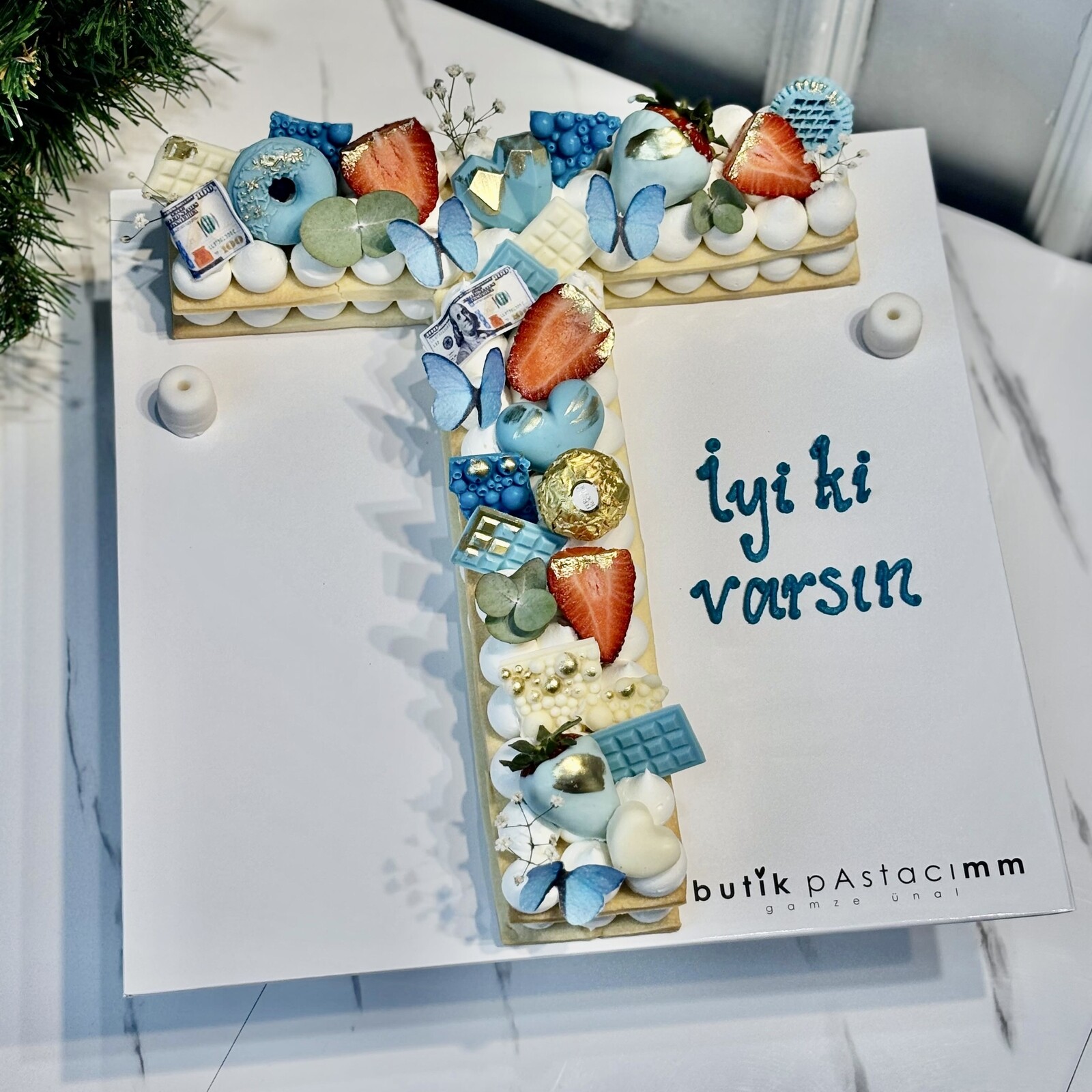 T Harf Kurabiye Pasta