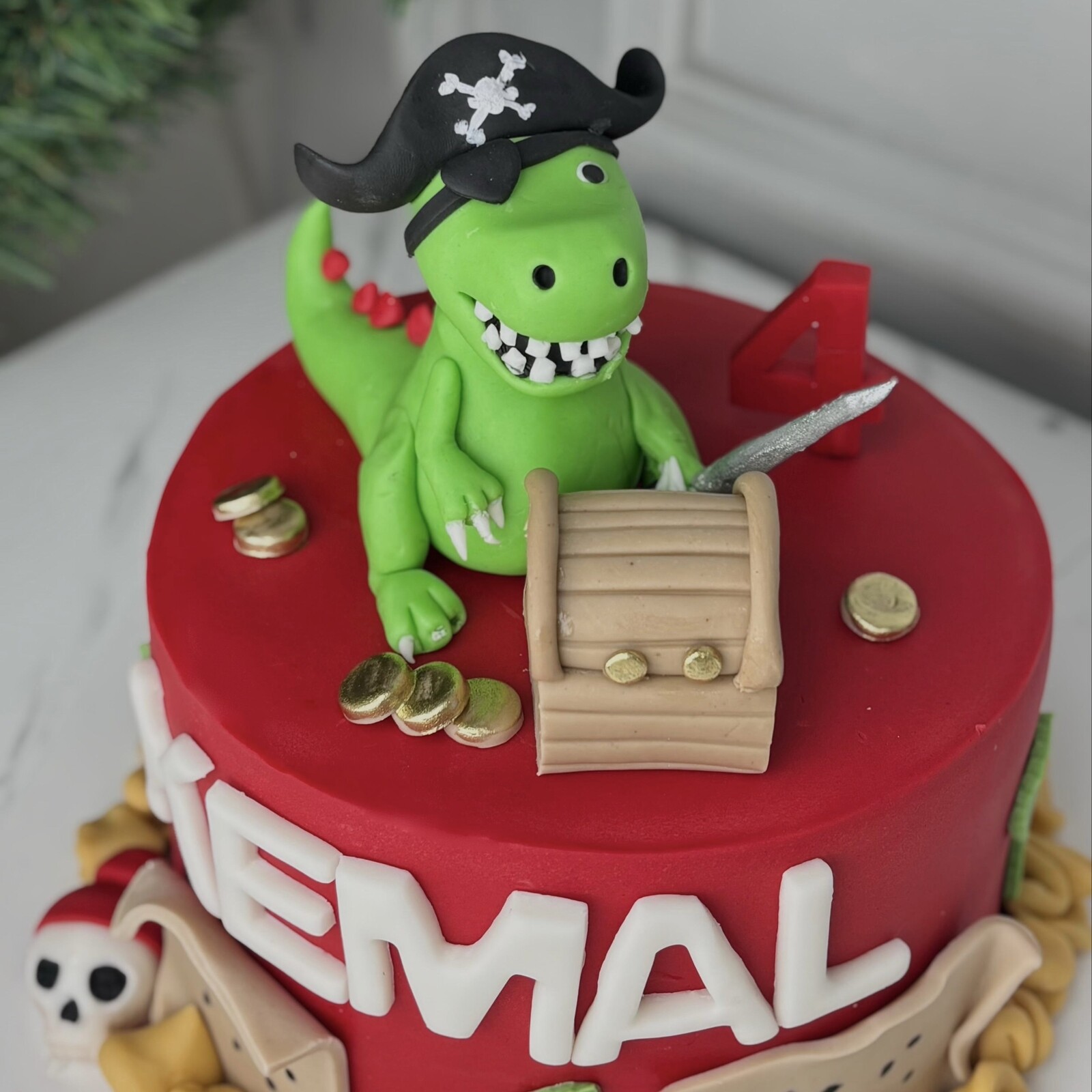 Tatlı Dinazor Çocuk Pastası