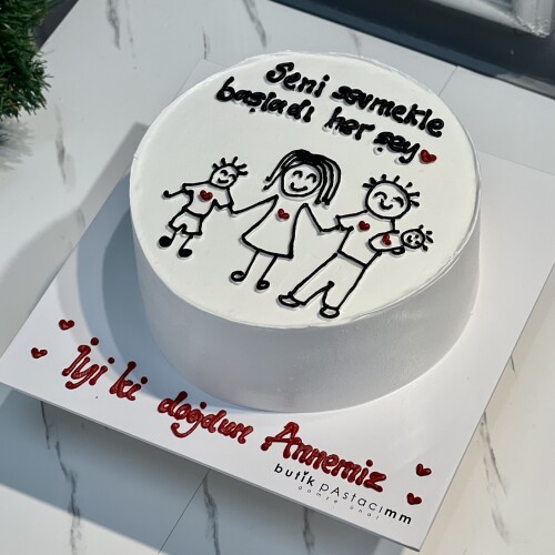 Aile Çizimli Pasta 2