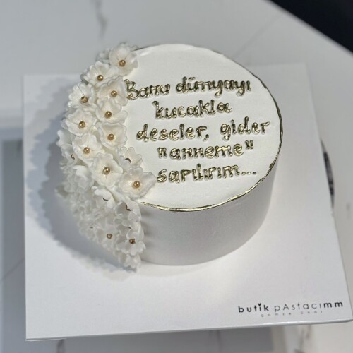 Anneme Özel Yazılı Çiçek Detaylı Pasta