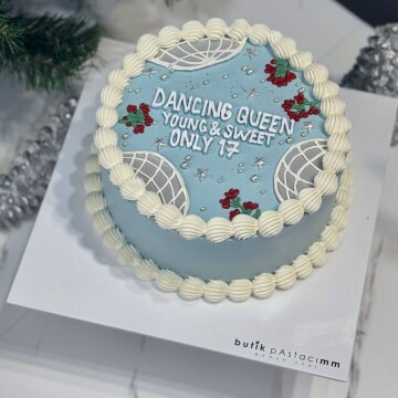 Dancing Queen Yazılı Pasta