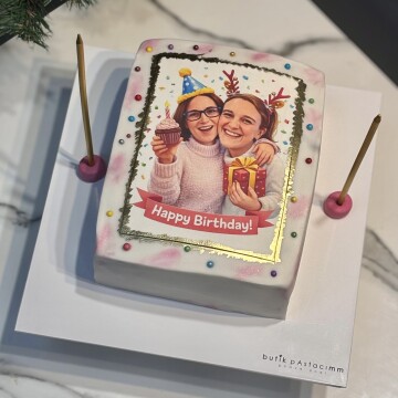 Eğlenceli Resimli Pasta