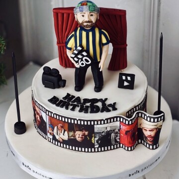 Figürlü Oyuncu Pastası (Film Şeridi Pasta)