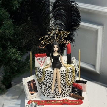 Leopar Dizaynlı Figürlü Pasta