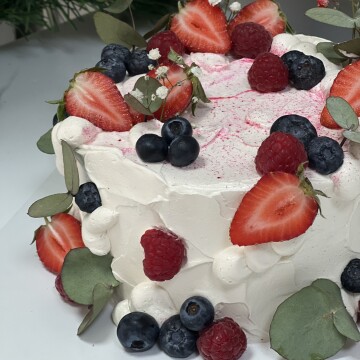 Meyveli Yaban Mersinli Vintage Pasta