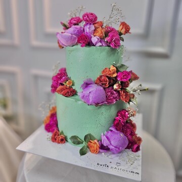 Mint Renkli Çiçekli Pasta