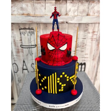 Örümcek Adam Çocuk Pastası