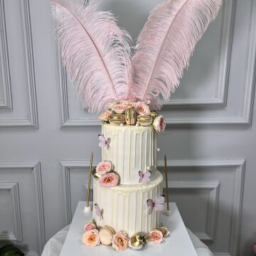 Pembe Tüylü Tasarım Pasta