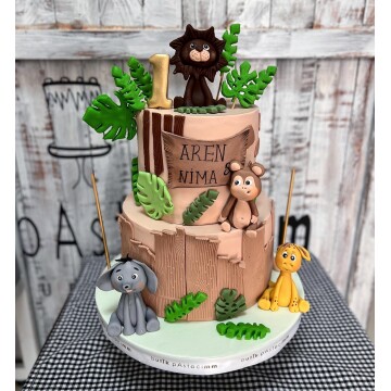 Safari Temalı Çocuk Pastası