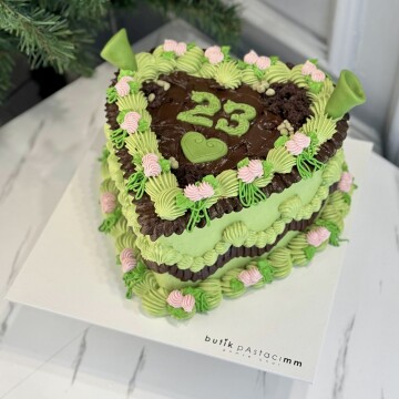Shrek Temalı Yeşil Kremalı Pasta