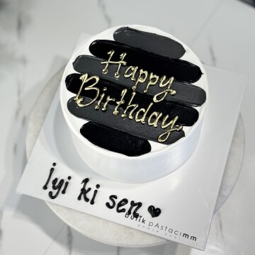 Siyah Krema Şeritli Gold Yazılı Pasta