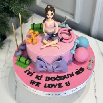 Sporcu Kadın Pastası (Pilates Pastası)