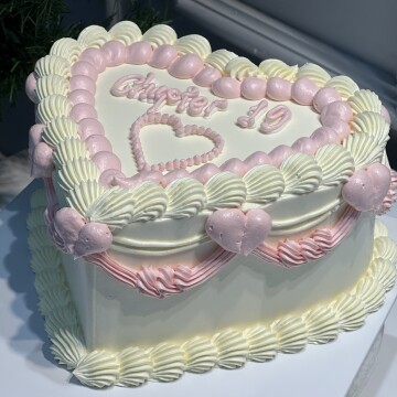 Vintage Kalpli Yazılı Pasta